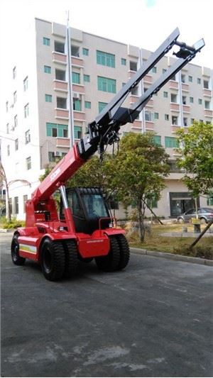 11 ٹن دوربین فورک لفٹ ٹرک