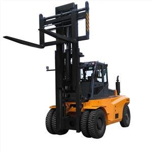 انجن کے مشہور برانڈ کے ساتھ 13.5 ٹن ڈیزل ہیوی فورک لفٹ ٹرک