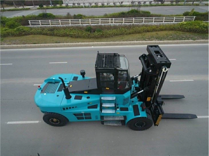 Big Forklift Trucks 30 Ton For Heavy Duty Cargo